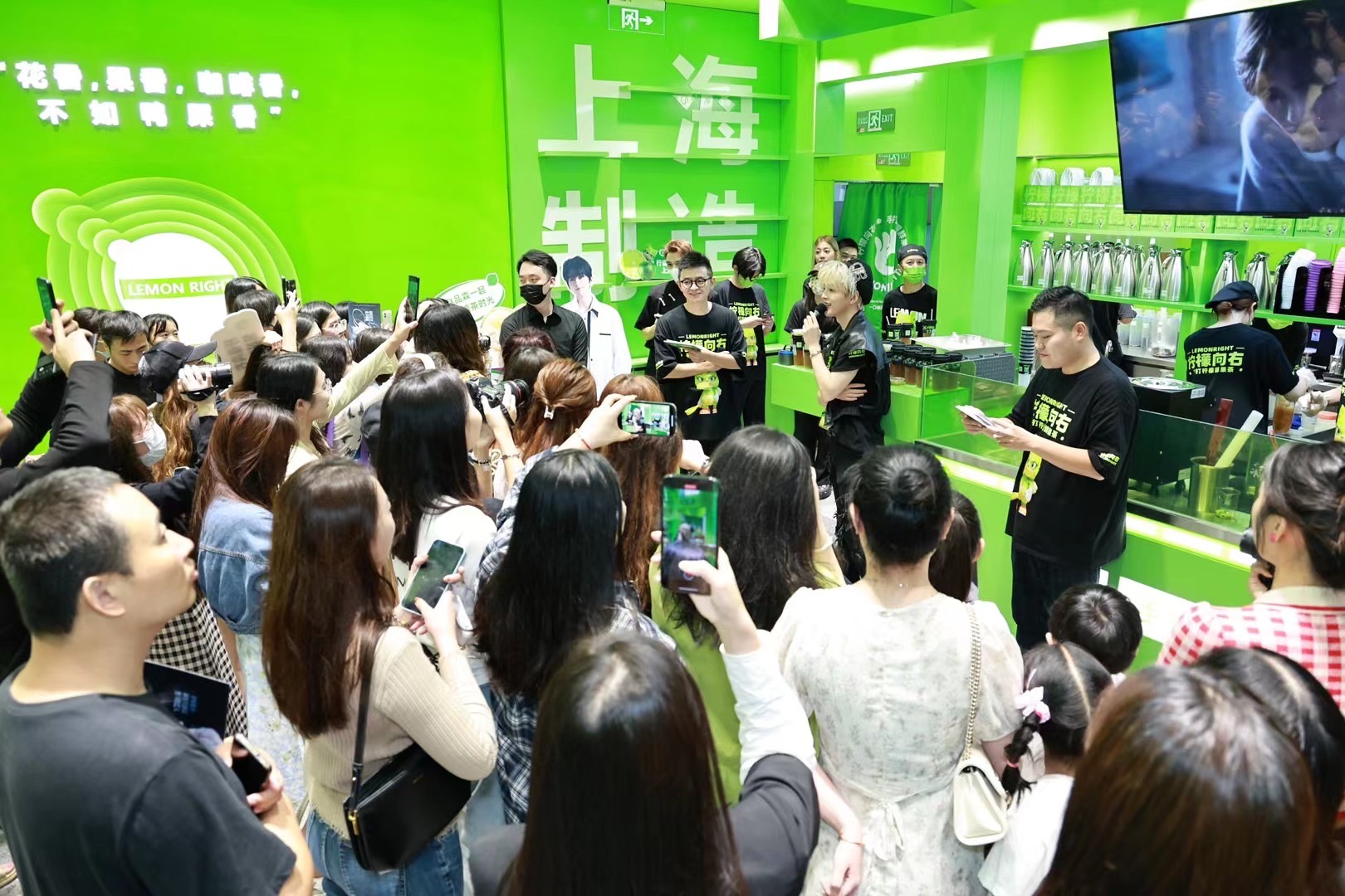 1696663018598959.jpg c9e201d48d04640824cf8457b399256.jpg